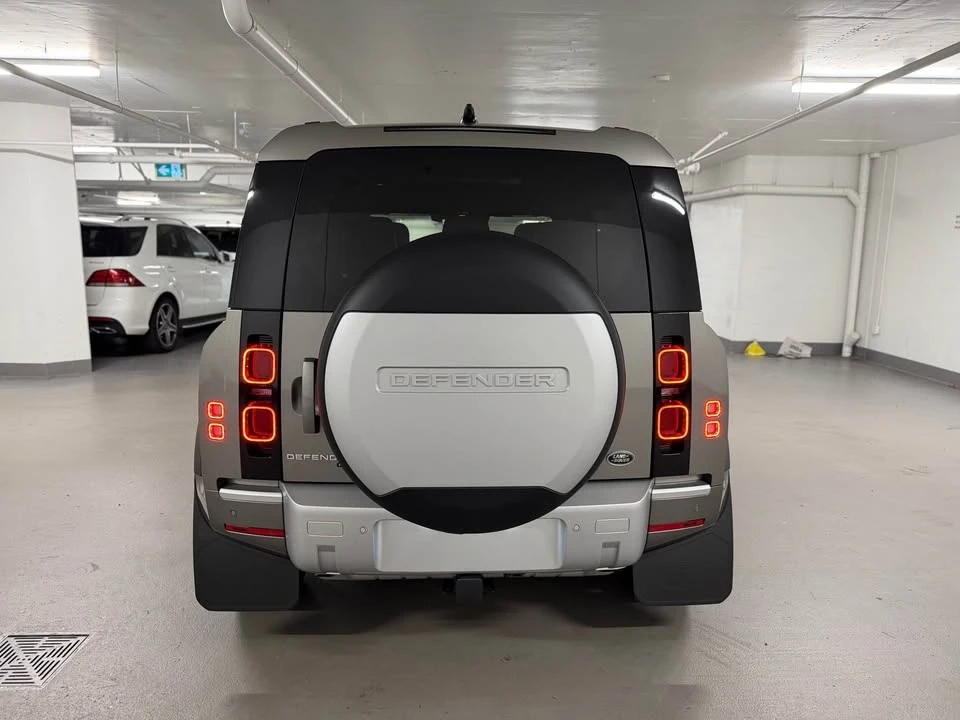 2022 Land Rover Defender L663 - Image 6 of 17