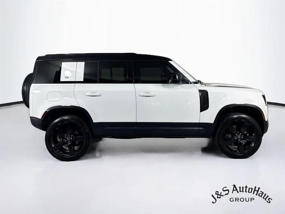2022 Land Rover Defender L663 - Image 8 of 20