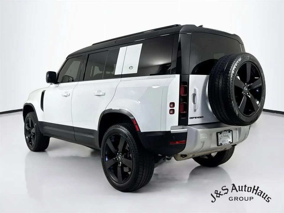 2022 Land Rover Defender L663 - Image 5 of 20