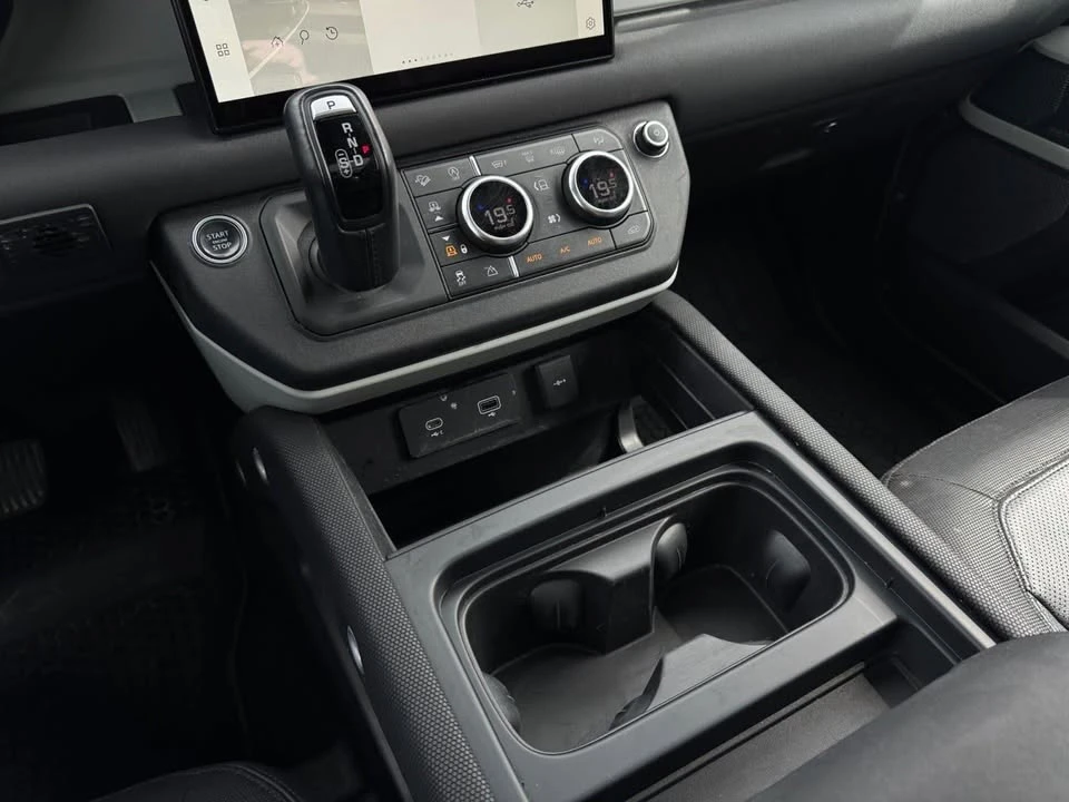 2022 Land Rover Defender L663 - Image 15 of 20