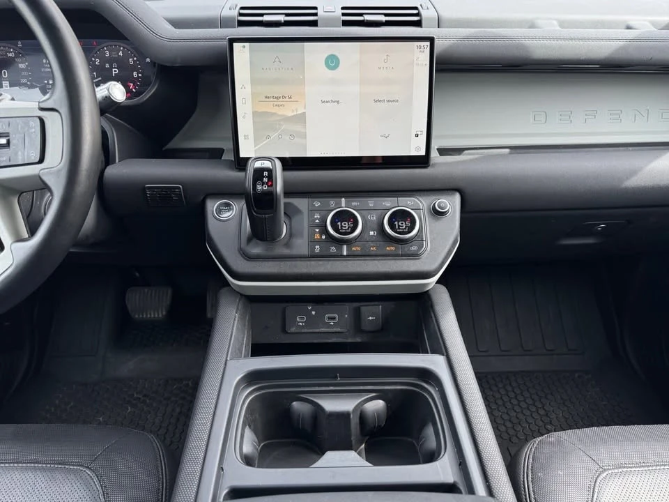 2022 Land Rover Defender L663 - Image 13 of 20