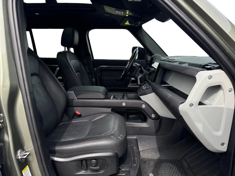 2022 Land Rover Defender L663 - Image 17 of 20