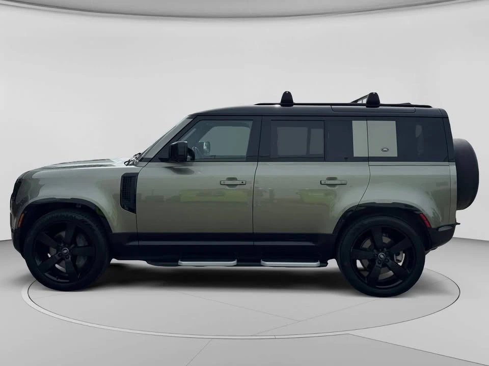 2022 Land Rover Defender L663 - Image 2 of 20