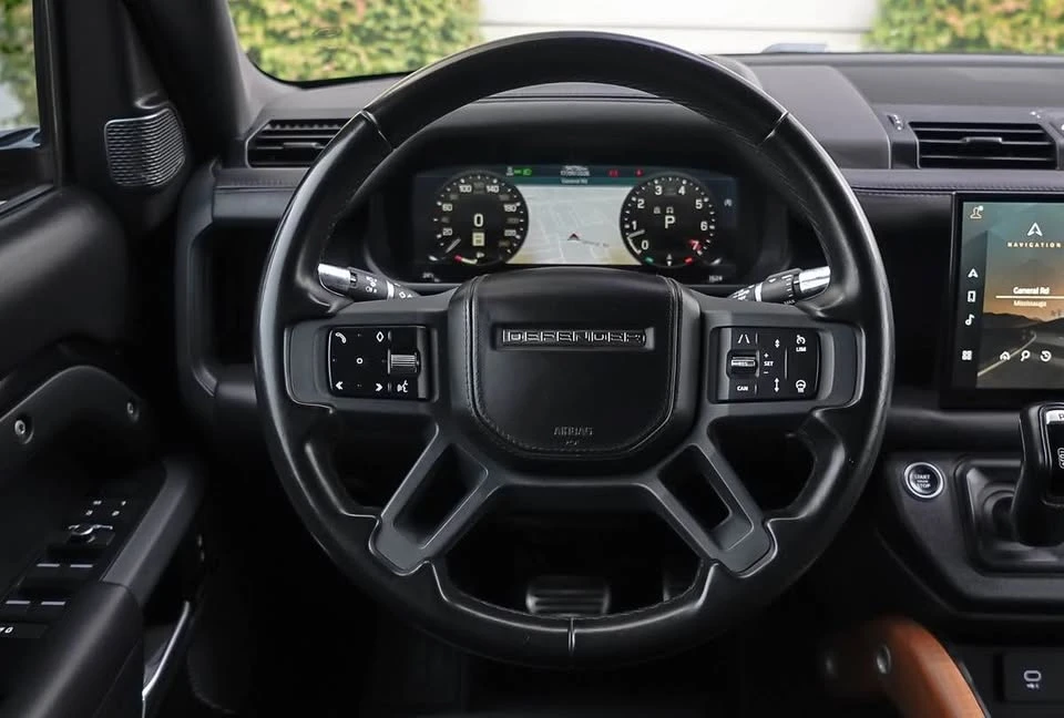 2022 Land Rover Defender L663 - Image 5 of 9