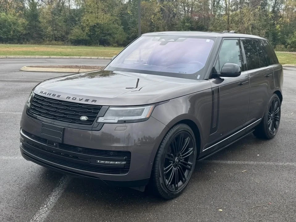 2022 Land Rover Range Rover L460 - Image 2 of 20