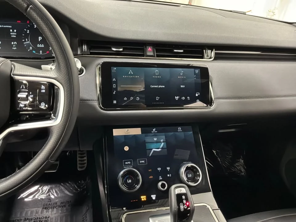 2022 Land Rover Range Rover Evoque 2nd Gen - Image 7 of 10