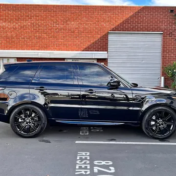 2022 Land Rover Range Rover Sport HSE Silver Edition