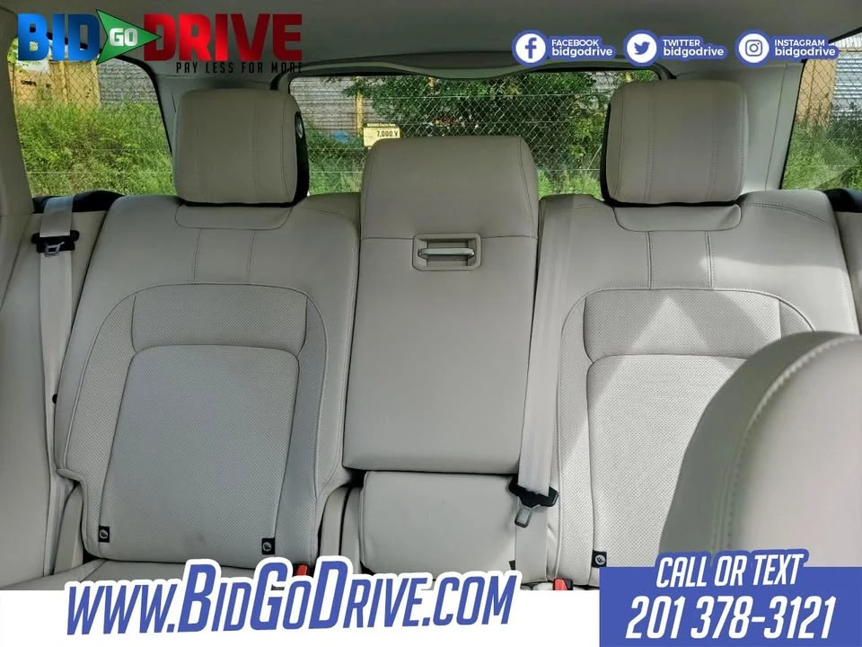 2022 Land Rover Range Rover L460 - Image 7 of 9