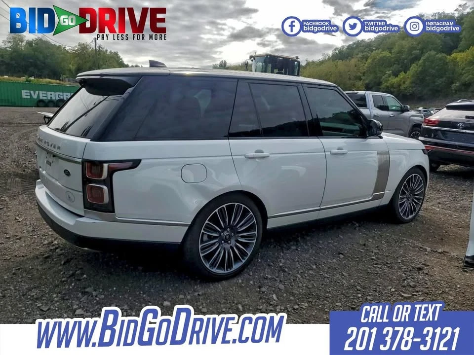 2022 Land Rover Range Rover L460 - Image 5 of 9