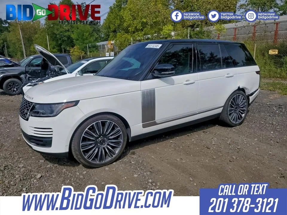 2022 Land Rover Range Rover L460 - Image 2 of 9