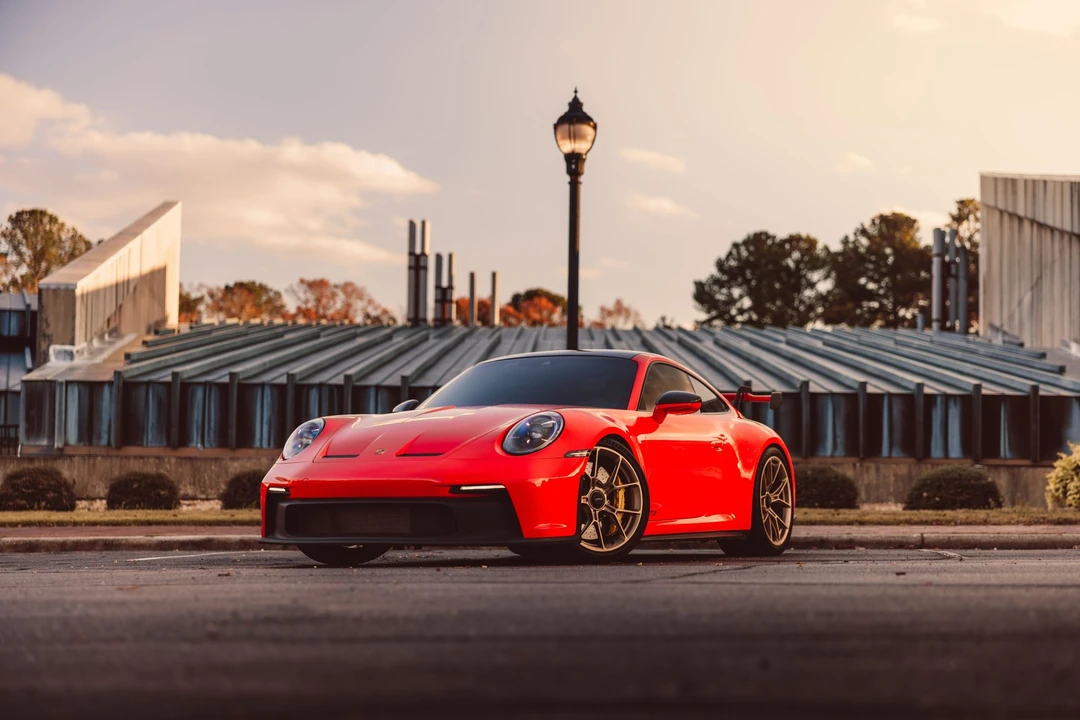 2022 Porsche 992 GT3 - Image 4 of 10