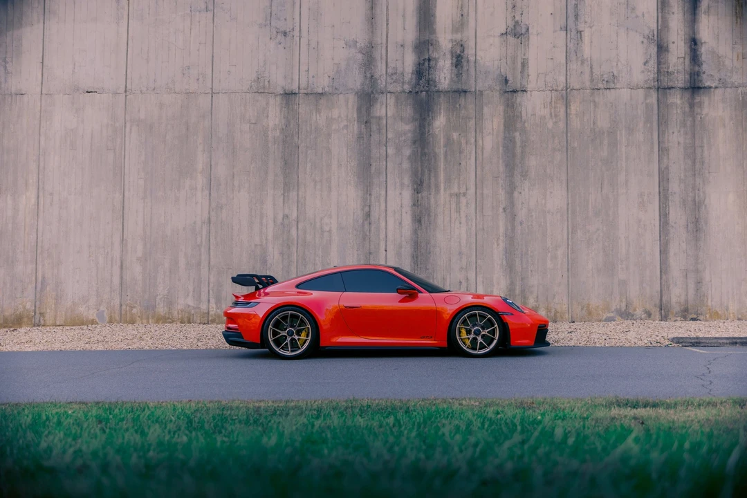 2022 Porsche 992 GT3 - Image 5 of 10