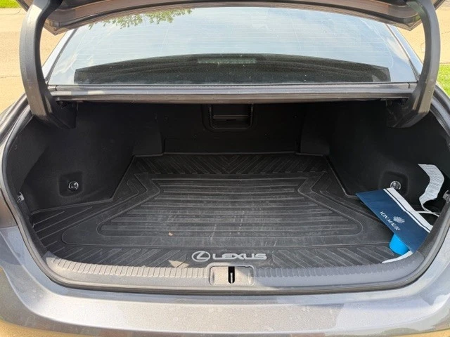 2022 Lexus ES 7th Gen - Image 7 of 7