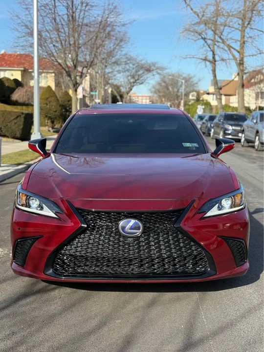 2022 Lexus ES 7th Gen - Image 3 of 12