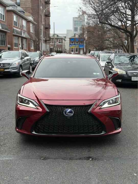 2022 Lexus ES 7th Gen - Image 14 of 14