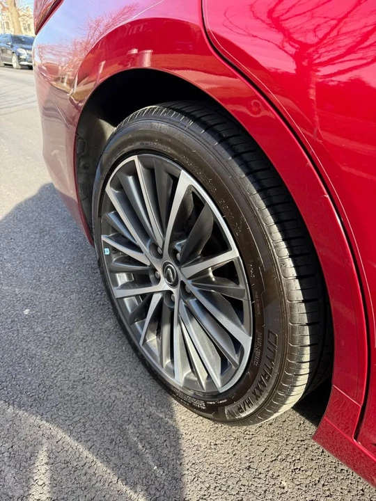2022 Lexus ES 7th Gen - Image 7 of 14