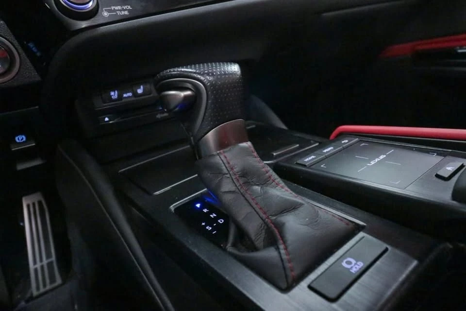 2022 Lexus ES 7th Gen - Image 7 of 15