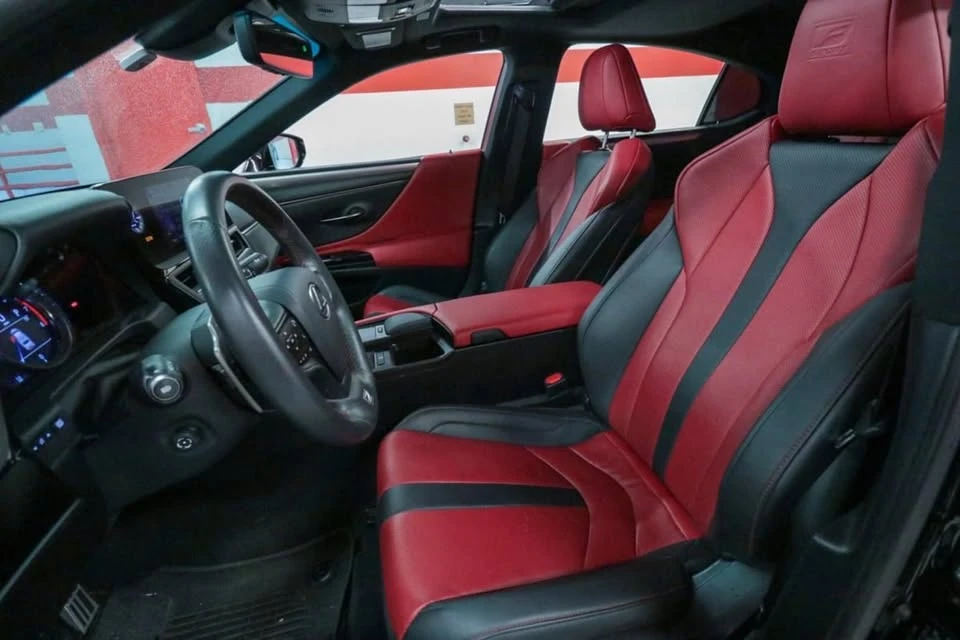 2022 Lexus ES 7th Gen - Image 4 of 15