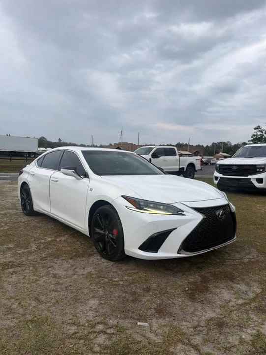 2022 Lexus ES 7th Gen - Image 3 of 12