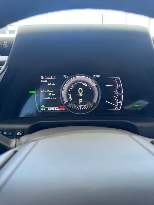 2022 Lexus ES 7th Gen - Image 9 of 9
