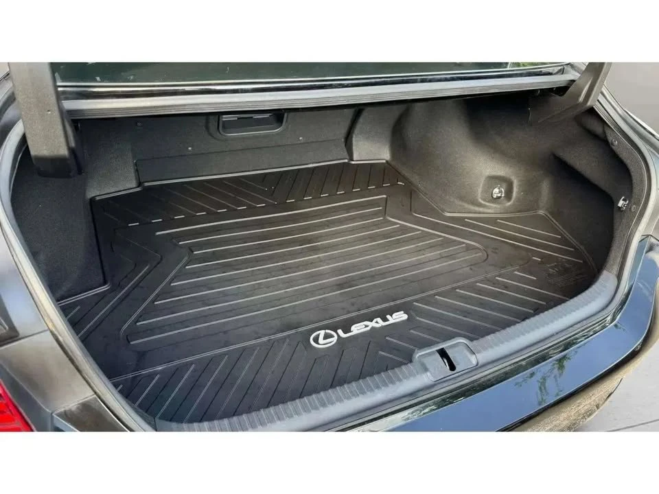 2022 Lexus ES 7th Gen - Image 15 of 16