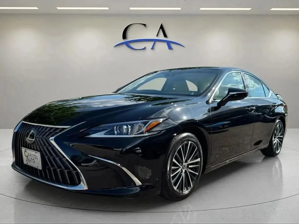 2022 Lexus ES 7th Gen - Image 3 of 16