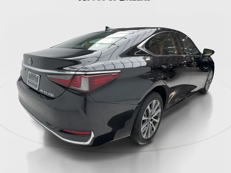 2022 Lexus ES 7th Gen - Image 7 of 31