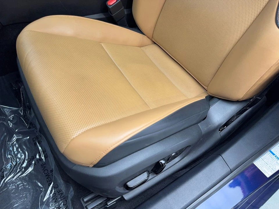 2022 Lexus ES 7th Gen - Image 27 of 31