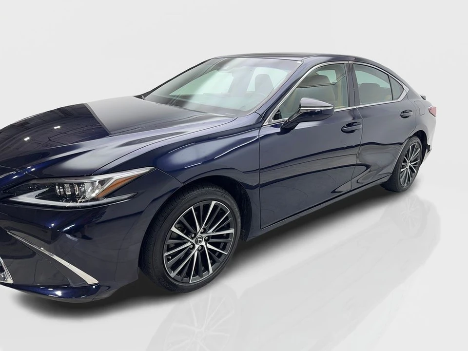2022 Lexus ES 7th Gen - Image 11 of 31