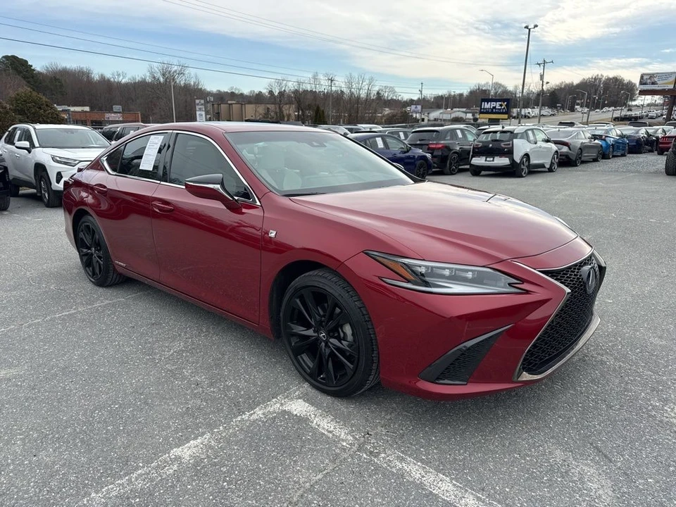 2022 Lexus ES 7th Gen - Image 7 of 21