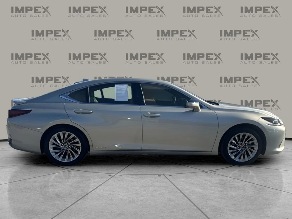 2022 Lexus ES 7th Gen - Image 6 of 21