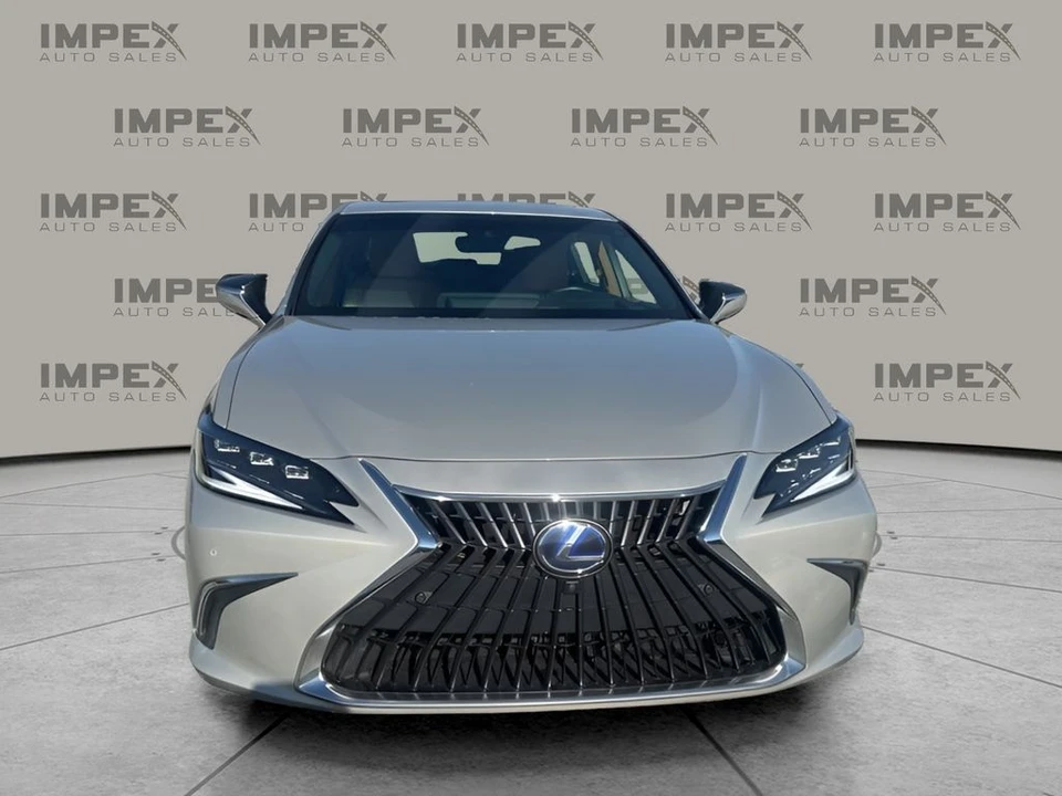 2022 Lexus ES 7th Gen - Image 8 of 21
