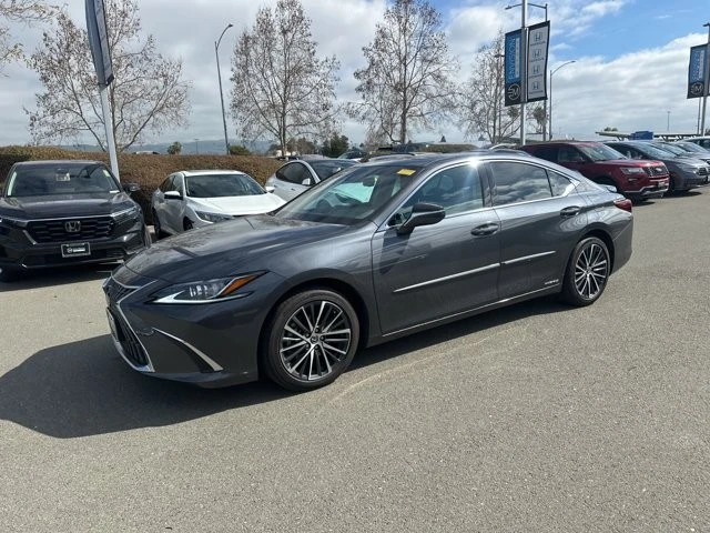2022 Lexus ES 7th Gen - Image 5 of 5