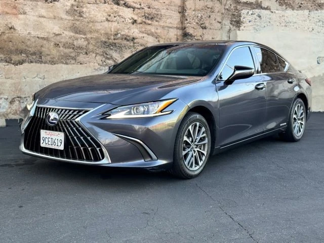 2022 Lexus ES 7th Gen - Image 8 of 21