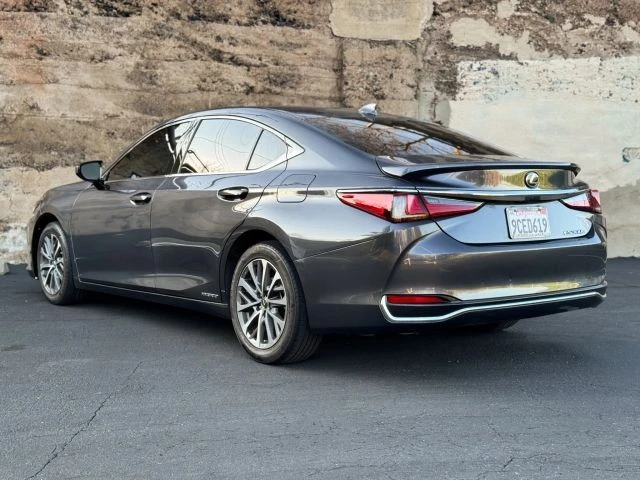 2022 Lexus ES 7th Gen - Image 6 of 21