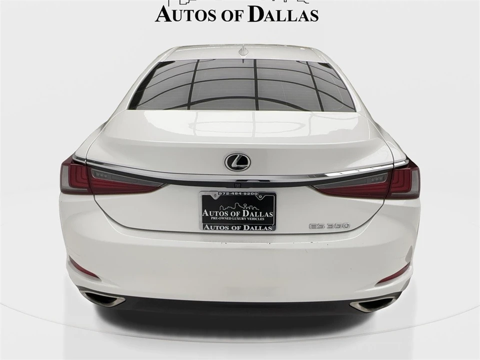 2022 Lexus ES 7th Gen - Image 11 of 12