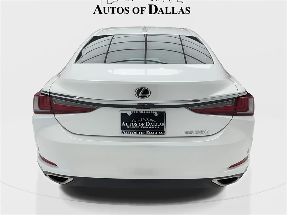 2022 Lexus ES 7th Gen - Image 11 of 12