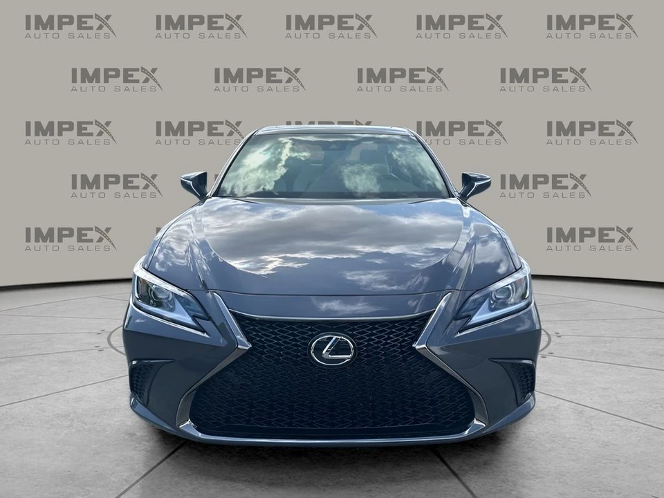 2022 Lexus ES 7th Gen - Image 8 of 21