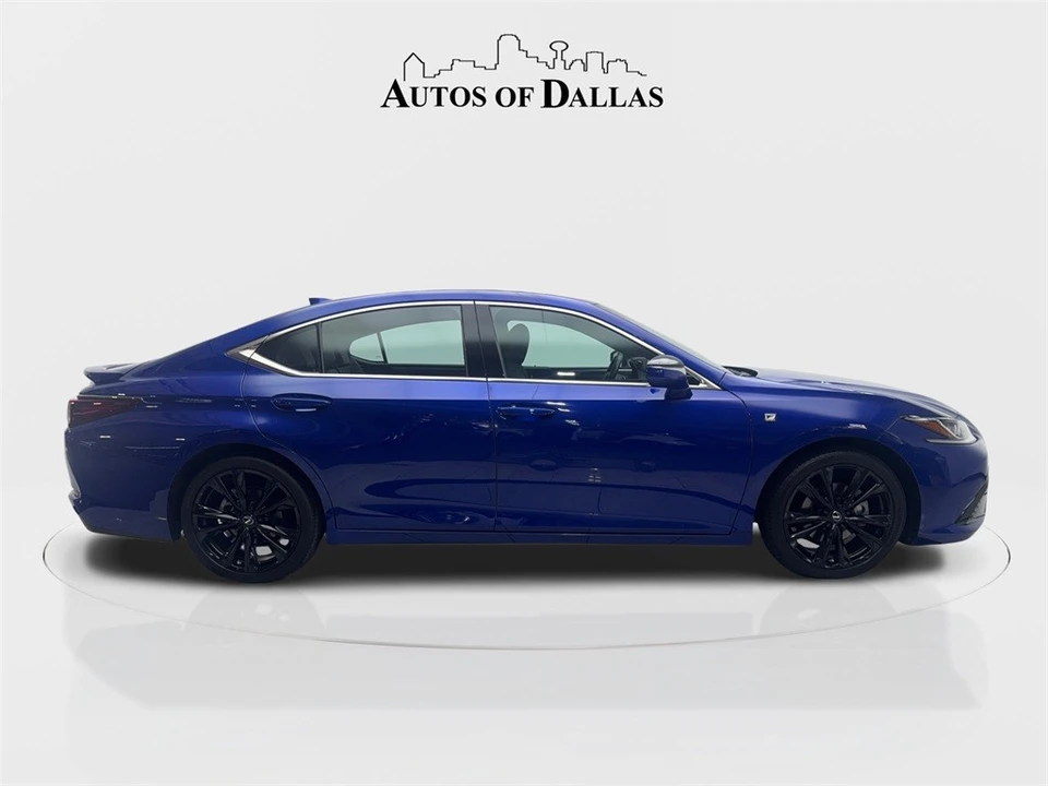 2022 Lexus ES 7th Gen - Image 10 of 12