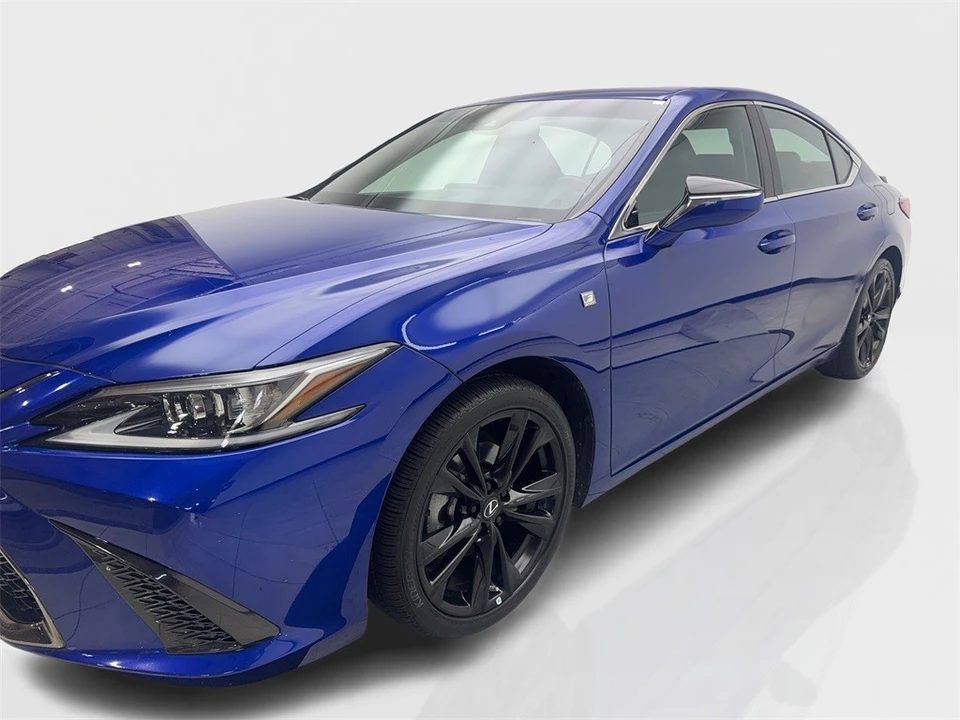 2022 Lexus ES 7th Gen - Image 11 of 12