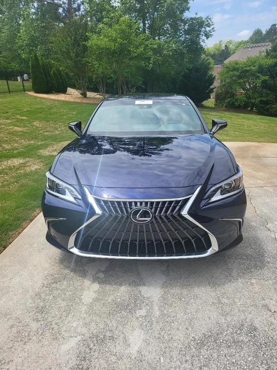 2022 Lexus ES 7th Gen - Image 2 of 27