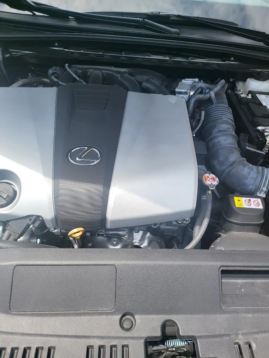 2022 Lexus ES 7th Gen - Image 13 of 21