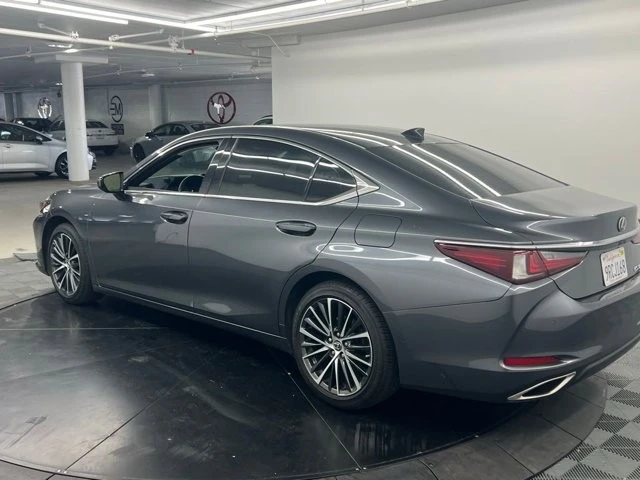 2022 Lexus ES 7th Gen - Image 4 of 11