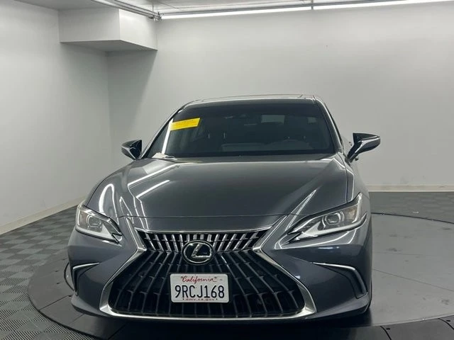 2022 Lexus ES 7th Gen - Image 5 of 11