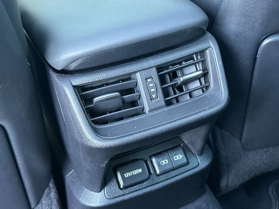 2022 Lexus ES 7th Gen - Image 13 of 21