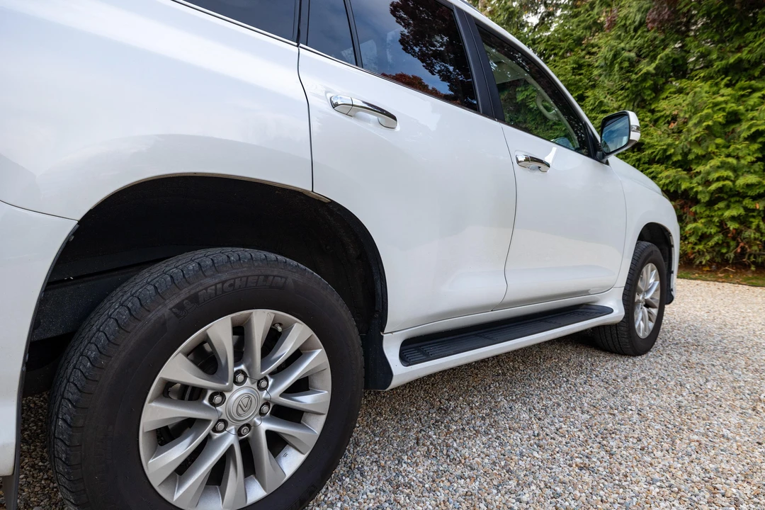 2022 Lexus GX 2nd Gen - Image 28 of 31