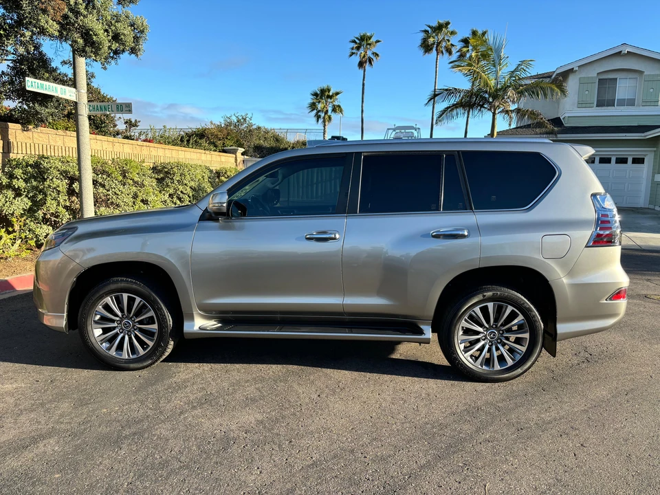 2022 Lexus GX 2nd Gen - Image 9 of 31