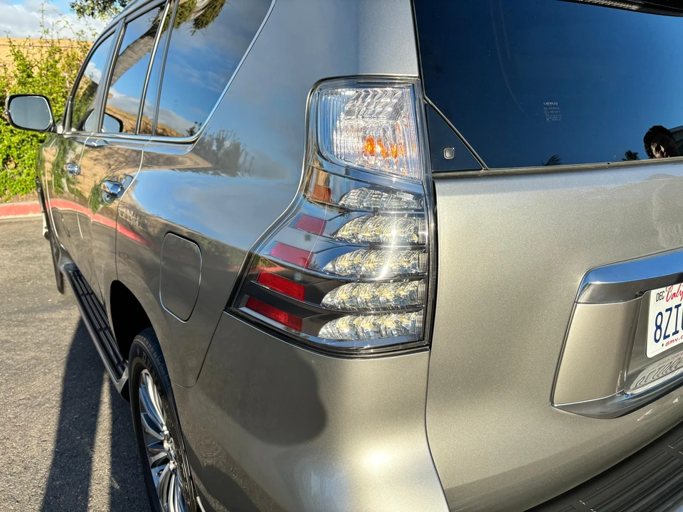 2022 Lexus GX 2nd Gen - Image 28 of 31