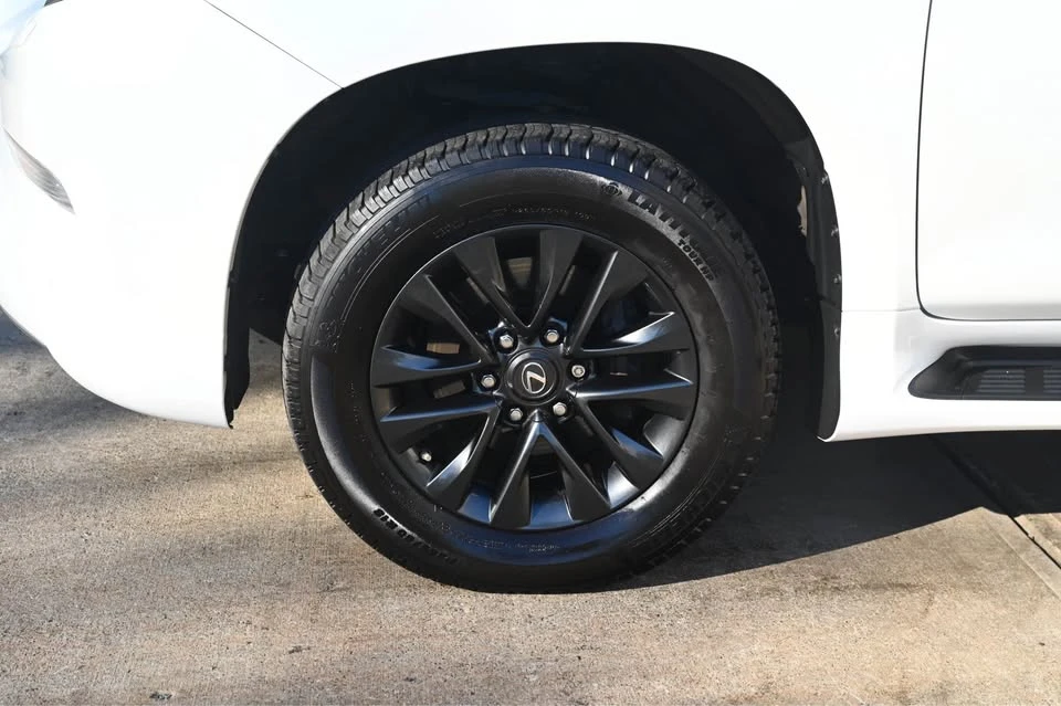2022 Lexus GX 2nd Gen - Image 8 of 16