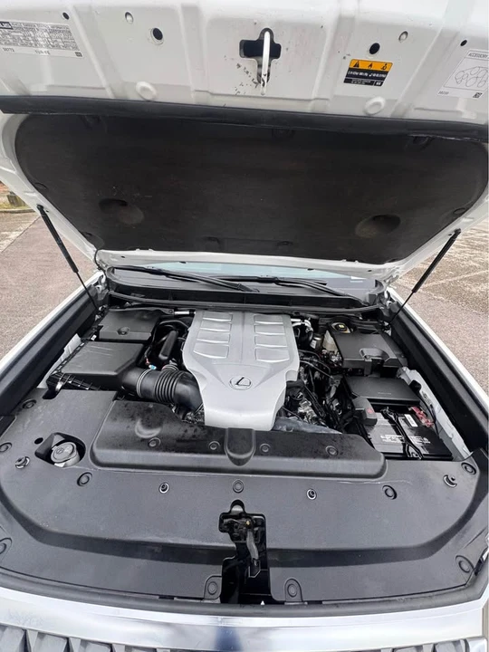 2022 Lexus GX 3rd Gen - Image 14 of 15